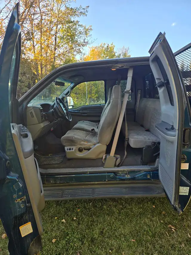 2000 F250584206477102295047