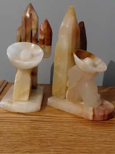  Mexican onyx "Siesta" bookends, View more