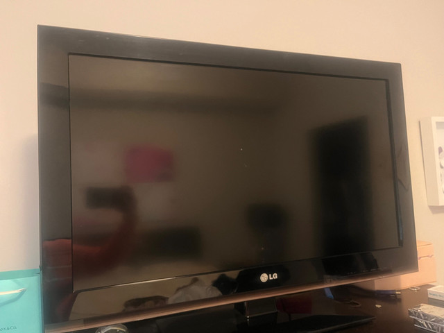 LG 32 Inch Full HD 1080P | LCD TV in TVs in Calgary