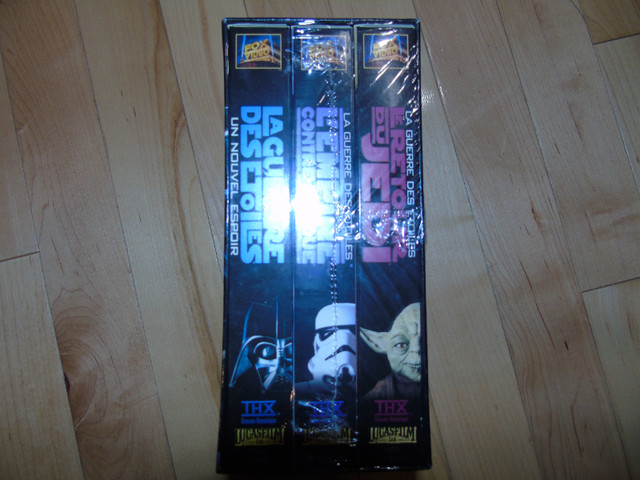 VHS scellé (neuf) Trilogie Star Wars Français version original dans CD, DVD et Blu-ray  à Ville de Montréal - Image 2