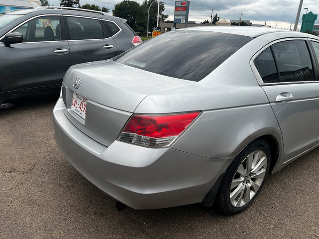 Honda accord 2008 279000 in Cars & Trucks in Edmonton - Image 4