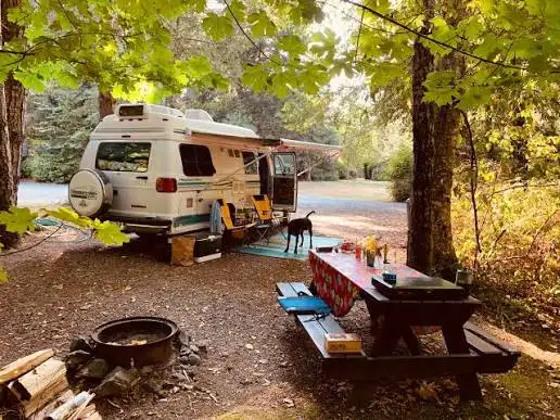 Camp spot at the ocean in Nova Scotia in Canada - Image 3