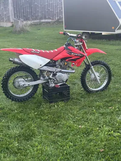 airfilter and oil change done frequently, top end + valves replaced around 10 hours ago, it has a cr...