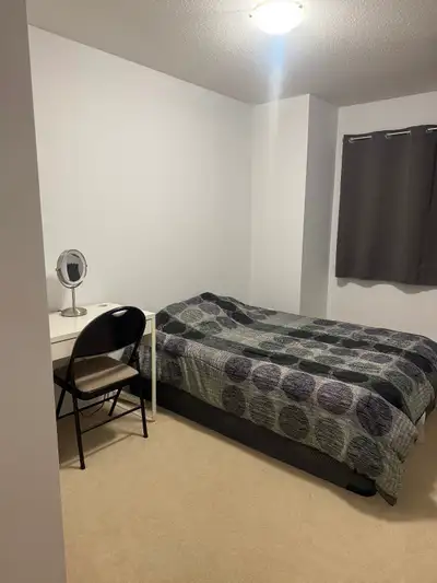 Private Room furnished bedroom for Rent In a Corner unit Townhouse. Surrey Clayton / Langley Include...