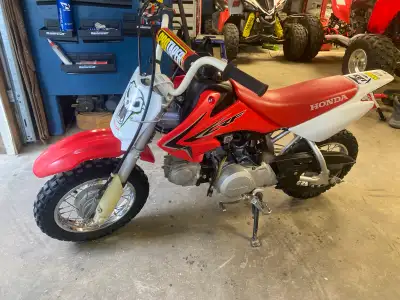 2013 Honda CRF 50 limited use nice shape always stored inside runs like a Honda . 780-849-1535 slave...