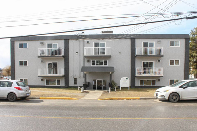 1 Bed 1 Bath Apartment in Long Term Rentals in Vernon