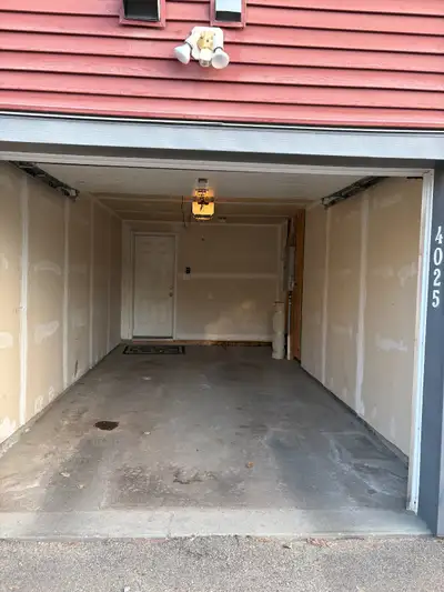 Two Bedroom One Bathroom Townhouse with Two attached garage in Orchards 1. Quiet and excellent locat...