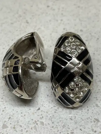 Vintage 80 90 Retro  Heavy Silver Black  Hoop Clip Earr, View more