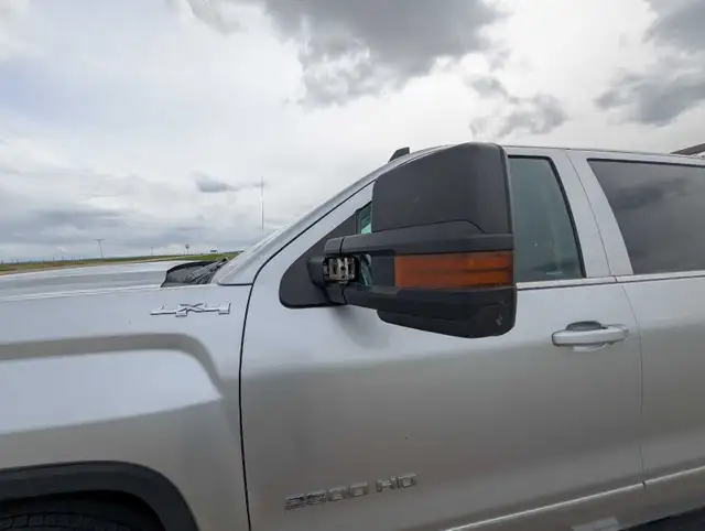 2017 GMC 2500HD511728310289715208