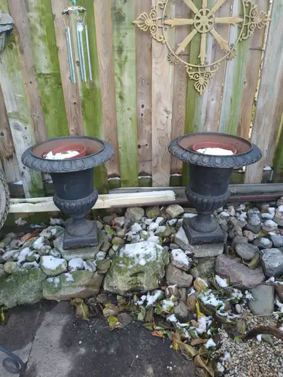 URNS cast iron, View more