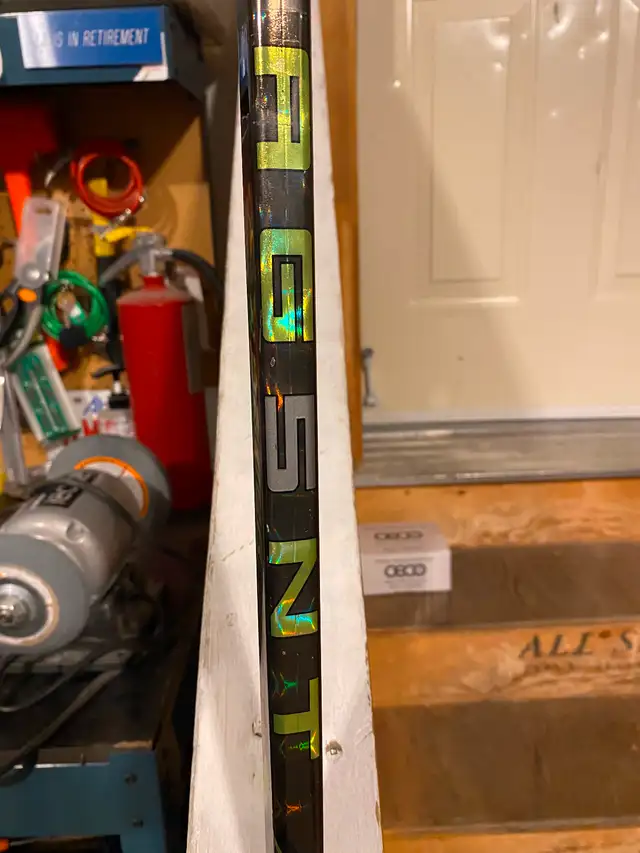Bauer AG5NT Intermediate left hockey stick62864363087873124