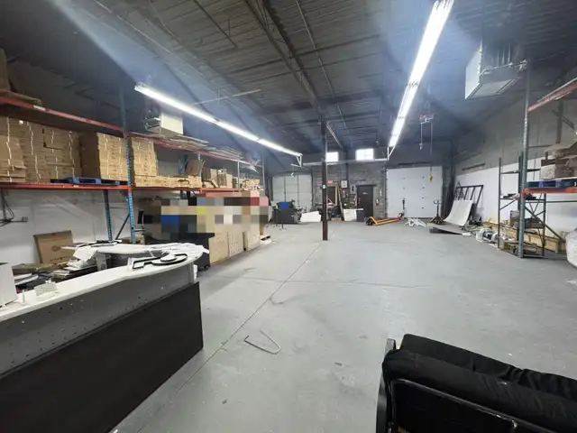 Commercial Warehouse for Rent – North York, 2000 Sq Ft, Office,  in Commercial & Office Space for Rent in City of Toronto - Image 3