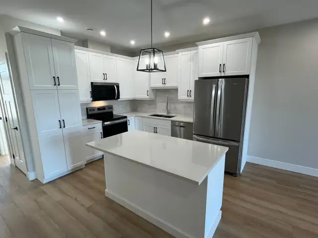 3 Bedrooms and 2 Baths house in Long Term Rentals in Charlottetown - Image 7