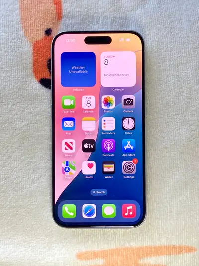 In good condition. Unlocked and works with all SimCards. 256gb Storage Capacity. 90% Battery health....