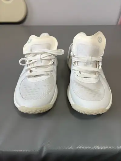  White Lululemon shoes, size 8, View more