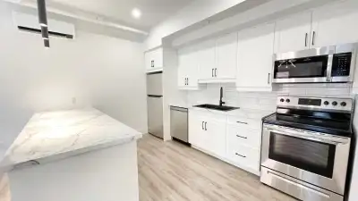 Live in luxury in this stunning, modern apartment located in the vibrant center of downtown Wolfvill...