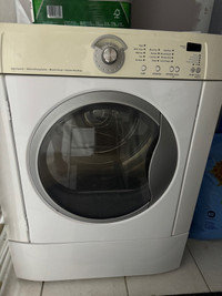 Dryer in working condition 