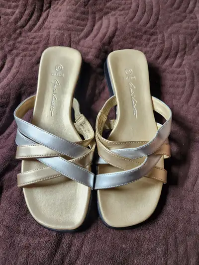 Women's Gloria Vanderbilt Silver & Gold Sandals, View more