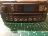 Dodge Chrysler FM AM CD Player Stereo Radio