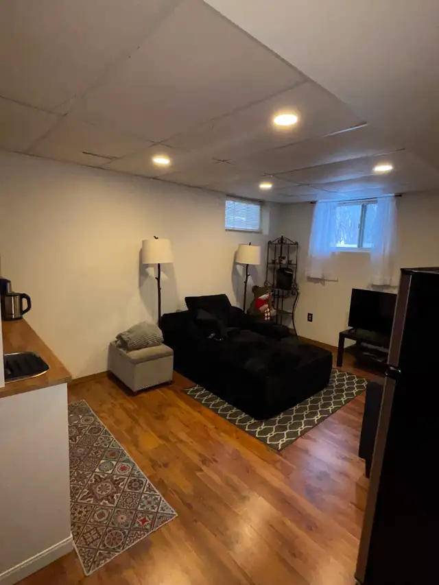 Basement suite available March 1 in Lakeview, Regina