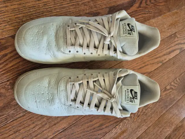 Mens Nike shoes. Size 11. in Men's Shoes in Markham / York Region - Image 2