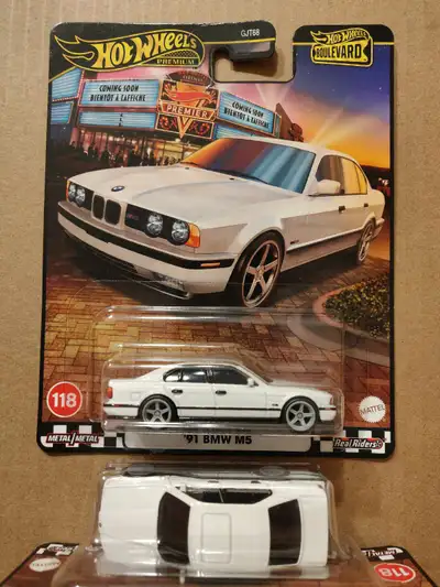 New Hot Wheels Boulevard 1991 BMW M5 E34 1:64 diecast car HW, View more