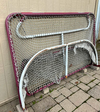 Free hockey net