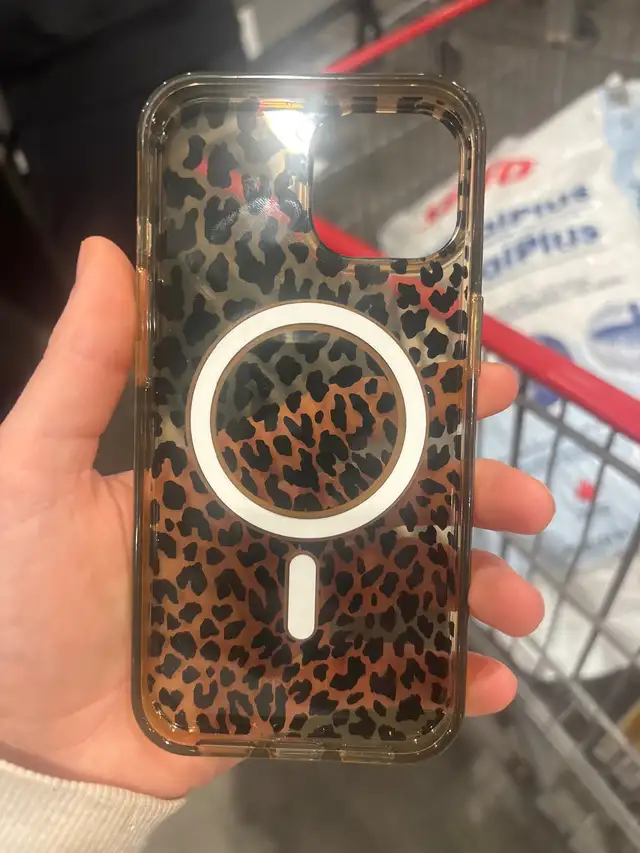 Kate Spade phone case in Cell Phone Accessories in Guelph - Image 3