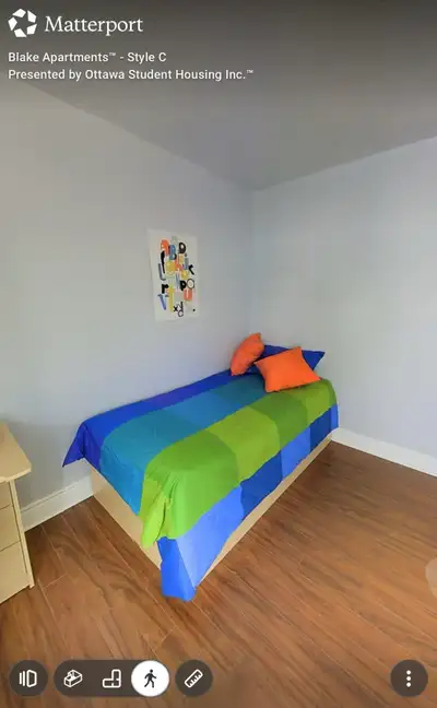 A few rooms left for fall intake in student housing residence. Easy commute to Ottawa university, La...