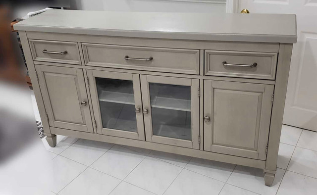 4 Door 3 Drawer Console  in Hutches & Display Cabinets in City of Toronto - Image 2