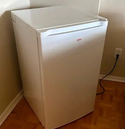 Compact 3.1 cu.ft Upright Freezer / White, View more