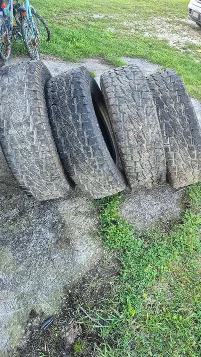 Pro Comp A/T sport. M&S 37x12.50R 20Lt. Lots of tread good condition Always stored inside Not weathe...