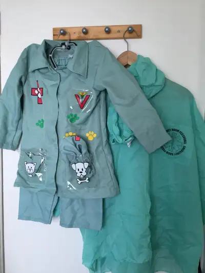 Halloween mother and child hospital costumes, View more