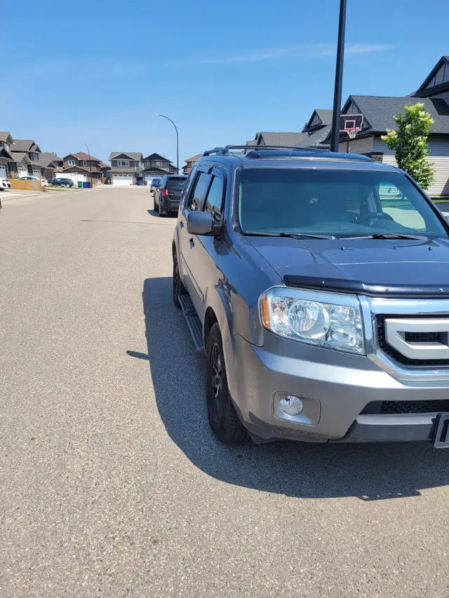 2009 Honda Pilot - 4 Tires on Rims/Remote Starter63008302051969121