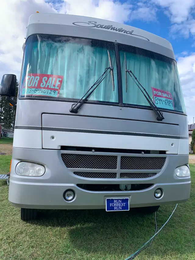 Motorhome For Sale in RVs & Motorhomes in Red Deer - Image 2