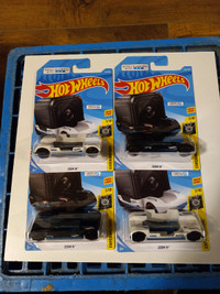 Hot Wheels Zoom IN Works With Go Pro Black,White Lot of 4