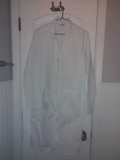 Extra Small Lab Coat, View more