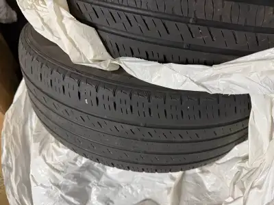 used 4 tires all season 2 are good and 2 will get you buy for a few summer months 225/60R/17 kumho t...