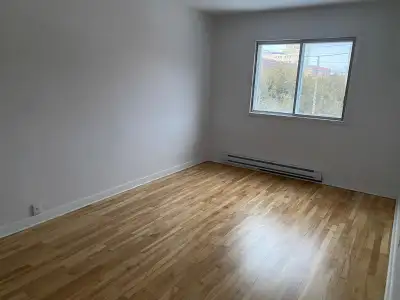 Lease transfer 6 months , 4 and half apartment at Saint Leonard