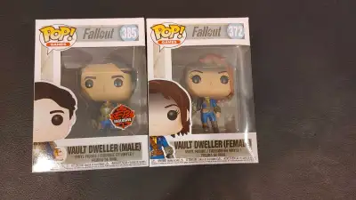 Unopened Falloit vault dweller Funko pops. Some damage to one of the boxes, see photos.