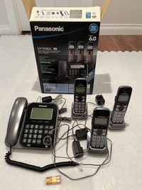 Panasonic KXTG283C Cordless Answering System with 3 Handsets