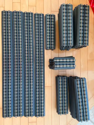 MTH RailKing O-Scale RealTrax and RiteTrax track and accessories, View more