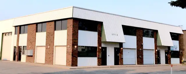 $1,895.00/ Month. Warehouse for rent. 800 sq ft. SE Calgary63240707189377123