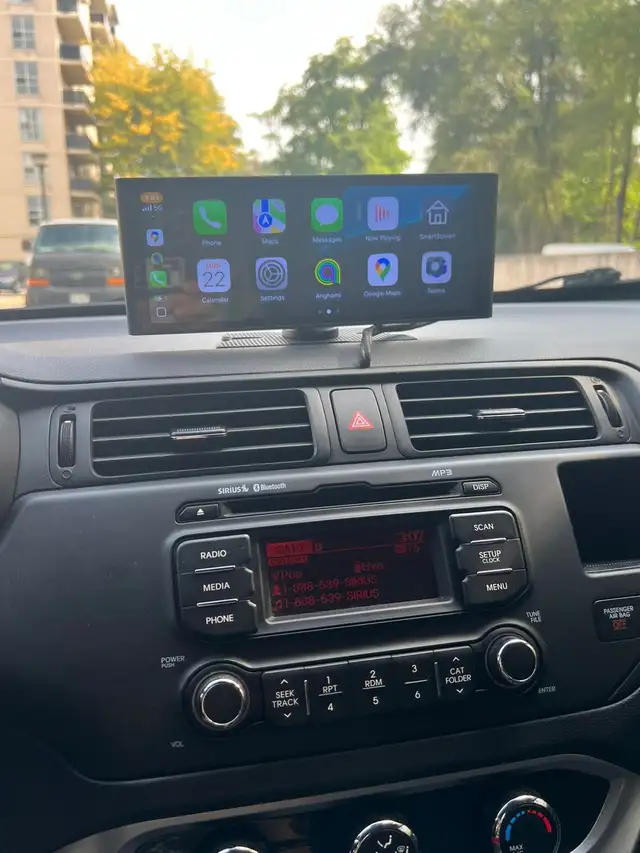 Kia rio 2014 LX sedan in Cars & Trucks in Oakville / Halton Region - Image 8