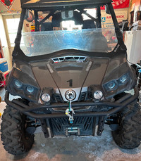 2012 CanAm  Commander xt 1000