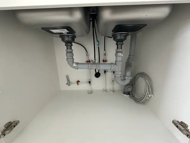 Plumber service431102818696581122