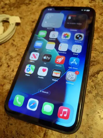 iPhone 11 unlocked! excellent condition! , View more