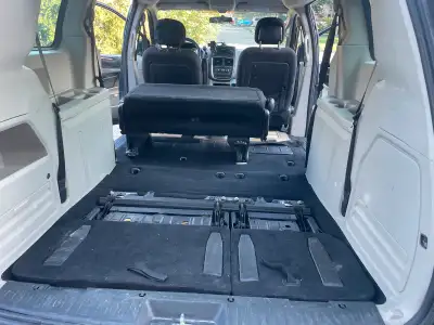 Hi, I’ve a van, if you need some stuff moving around town, text for reliable price. Thank you!