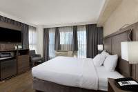 Grand Park Hotel & Suites Downtown Vancouver $89/Night Special