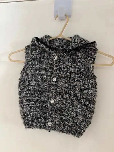 Kids hooded vest, View more